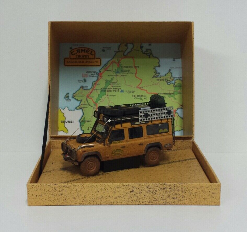 ALMOST REAL 1:43 OFF-ROAD CAR MODEL LAND ROVER DEFENDER 110 CAMEL TROPHY MALAYSIA 1993 DIRTY VERSION DIECAST