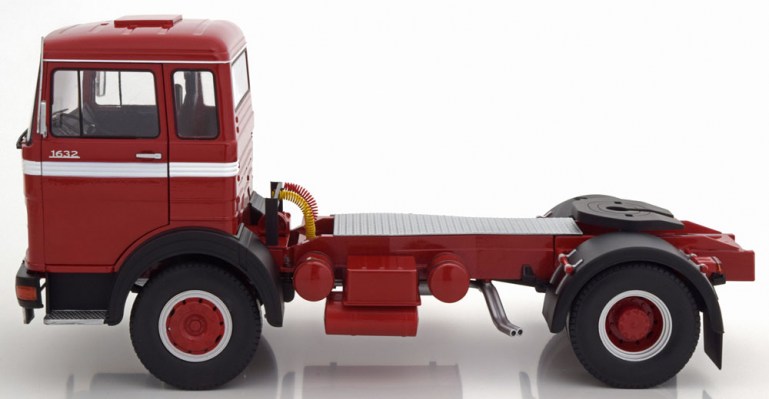 camion-scala-1-18-mercedes-lps-1632-red-black-white-1969-road-kings-new-2