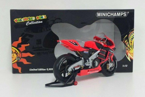 minichamps-valentino-rossi-1-12-modellino-honda-hrc-summer-testbike-2001-new-2