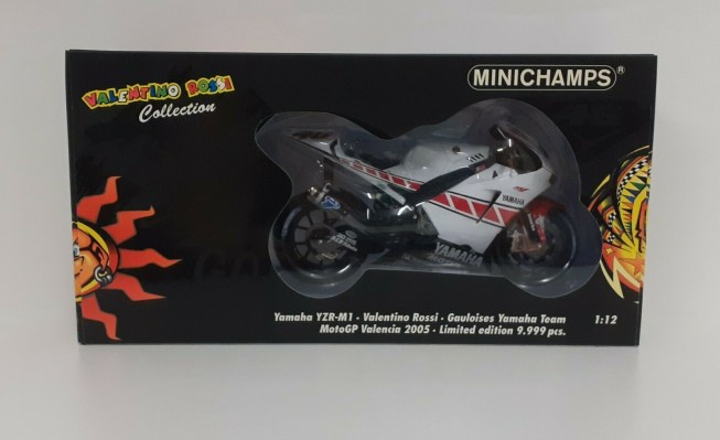 minichamps-valentino-rossi-1-12-yamaha-world-champion-motogp-valencia-2005-rare-4