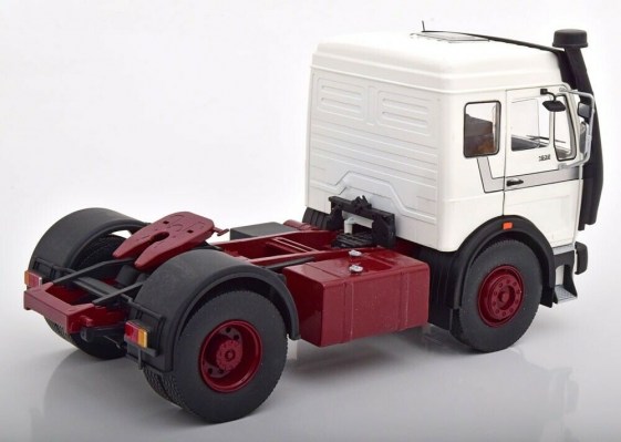 modellino-camion-scala-1-18-mercedes-ng-1632-bianco-rosso-1973-road-kings-new-1