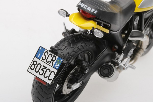 true-scale-miniatures-1-12-moto-ducati-scrambler-classic-803cc-orange-sunshine-tsm-model-new-5
