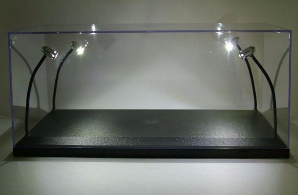 vetrina-teca-in-plexiglass-1-18-con-4-led-luminosi-per-auto-in-scala-1-18-new-2
